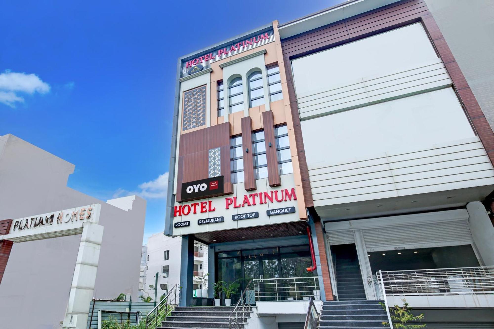 Hotel O Platinum Zirakpur Eksteriør bilde